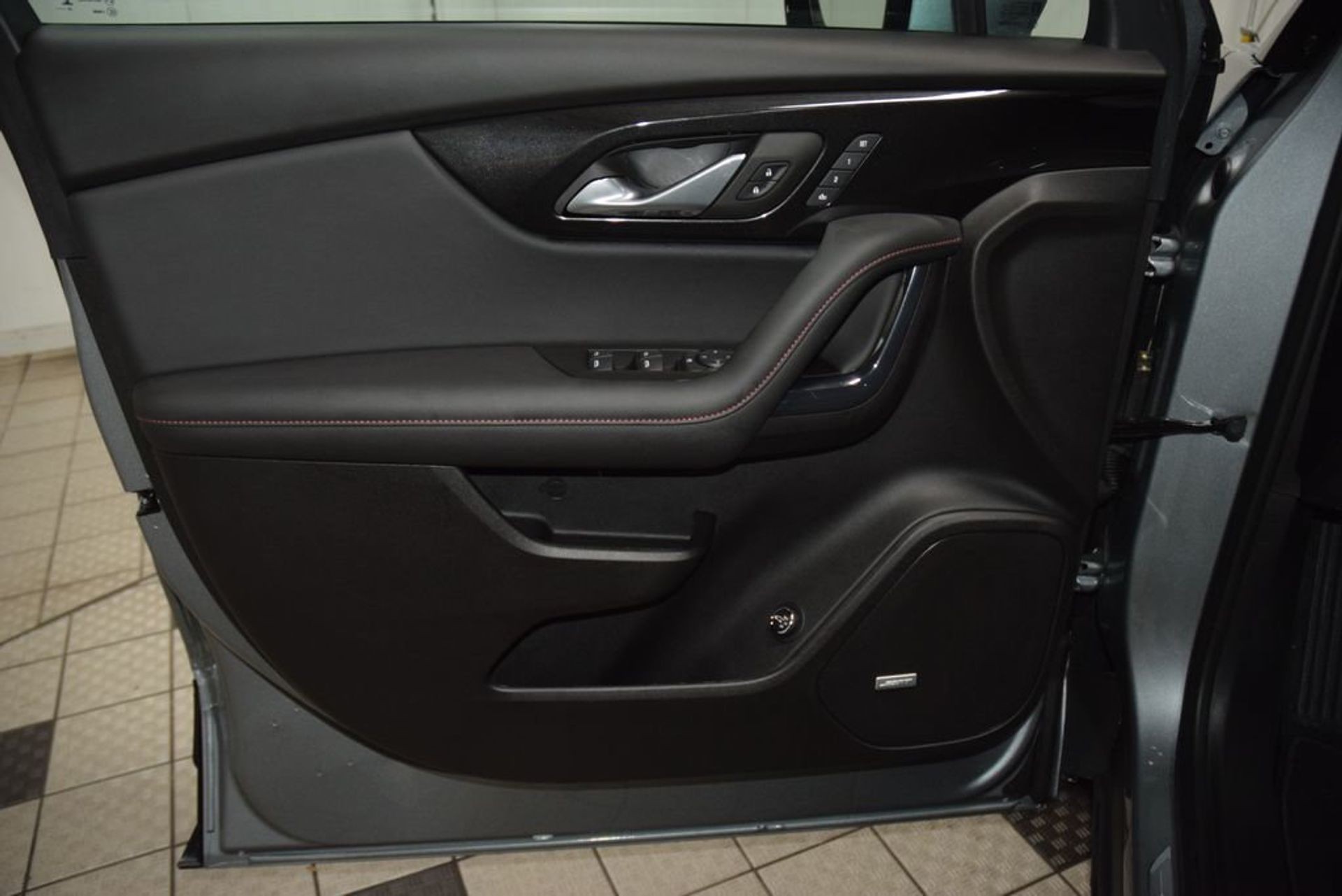 2024 Chevrolet Blazer RS — photo 35