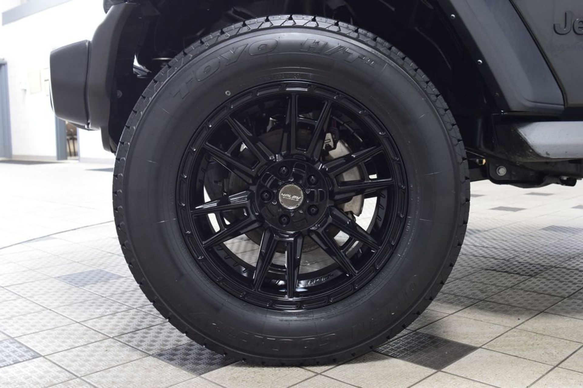2024 Jeep Wrangler Sport — photo 17