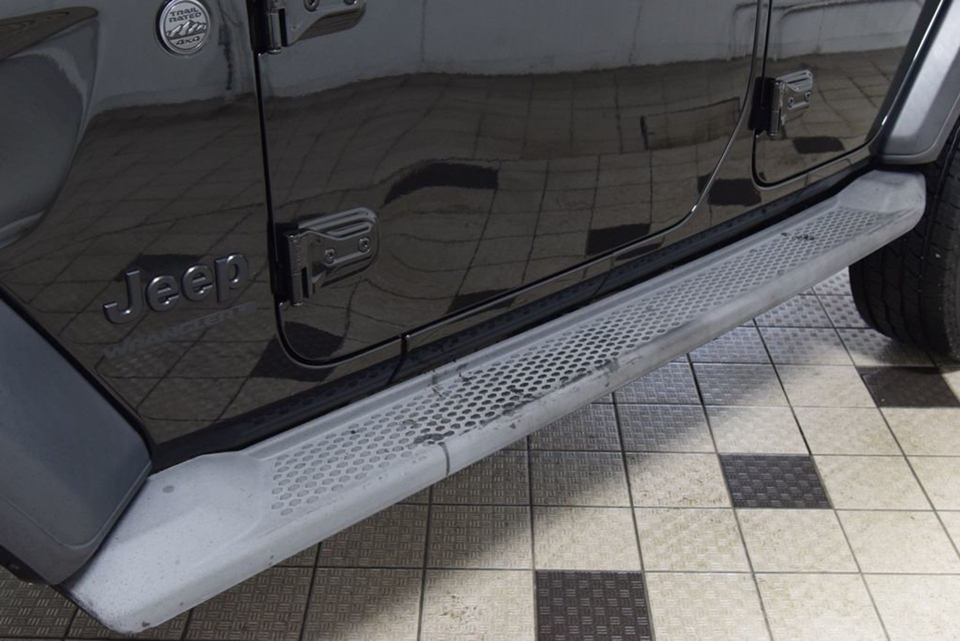 2024 Jeep Wrangler Sport — photo 18