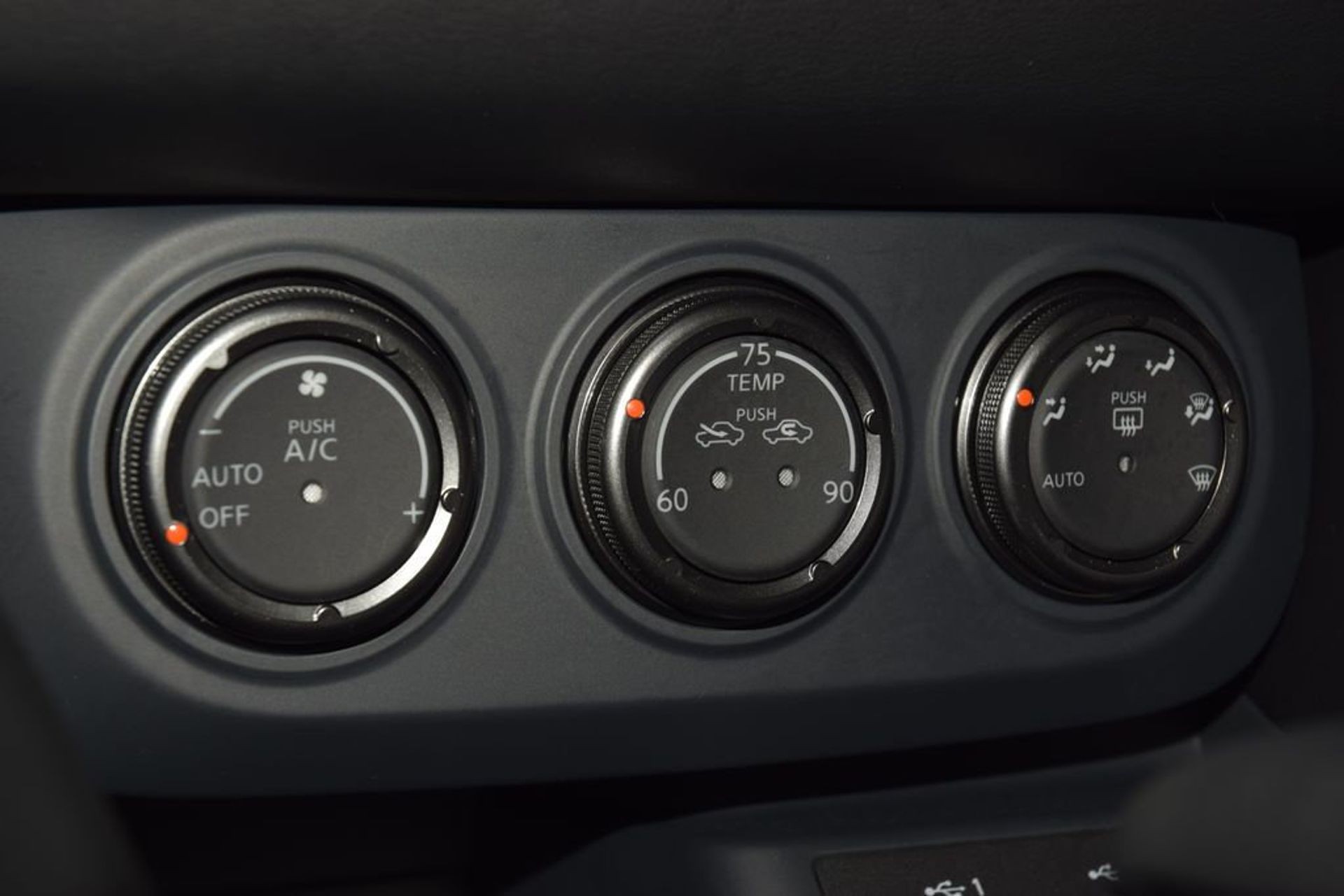 2024 Nissan Z NISMO — photo 23