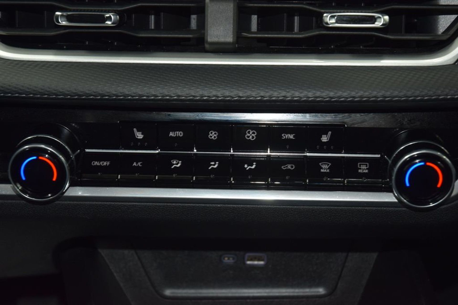 2025 Chevrolet Equinox LT — photo 19
