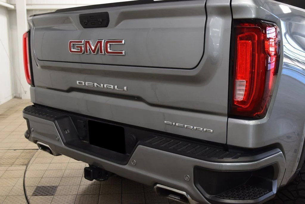 2025 GMC Sierra 1500 — photo 16