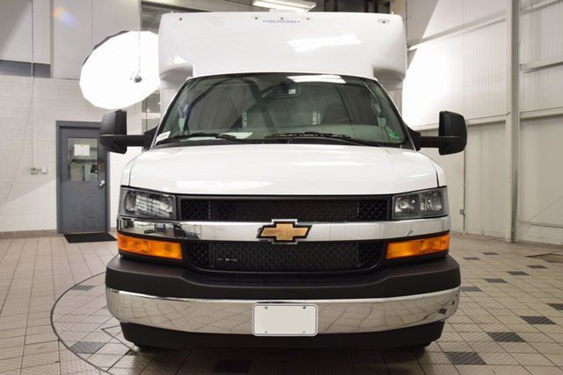 2025 Chevrolet Express 4500 Cutaway