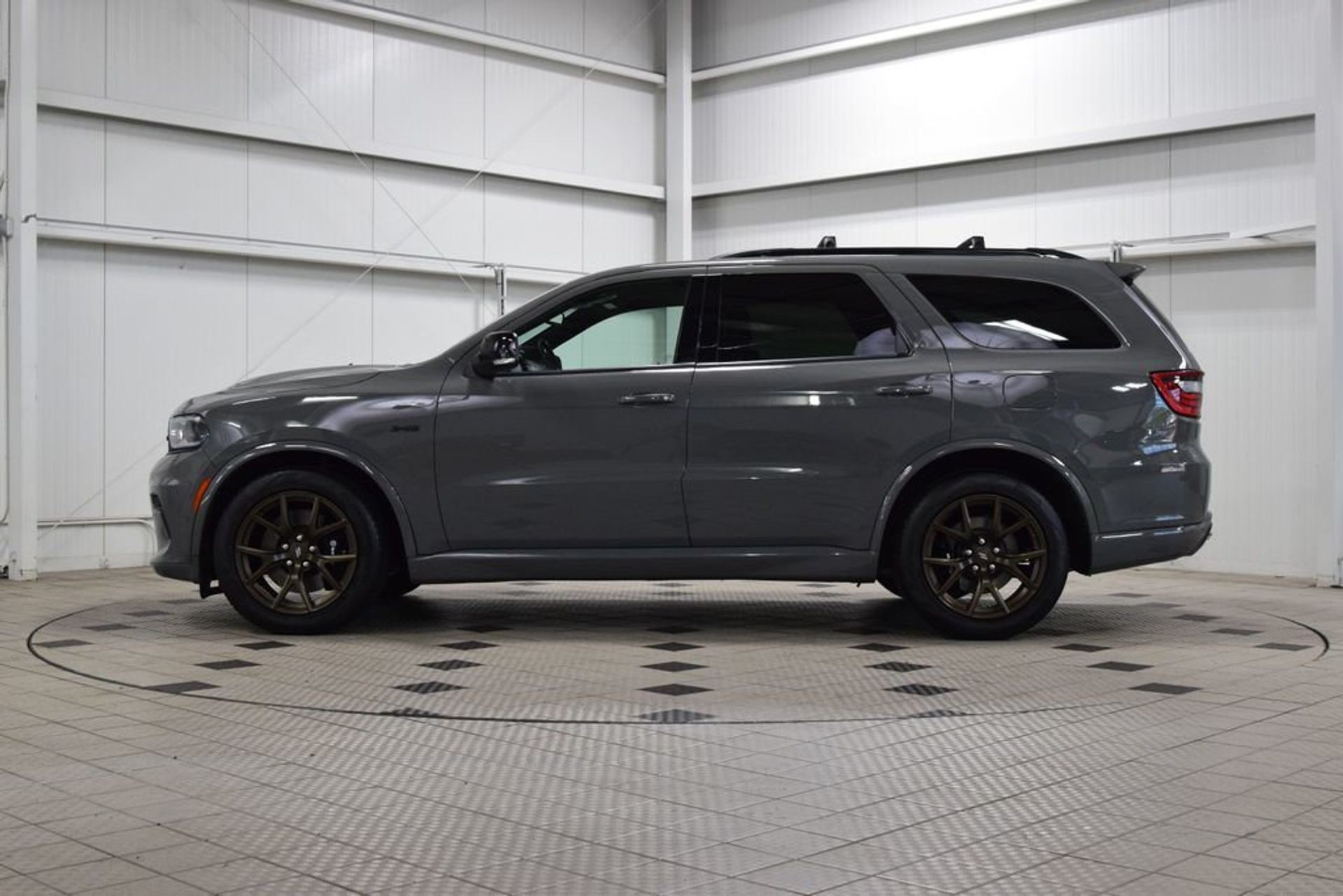 2025 Dodge Durango R/T — photo 1