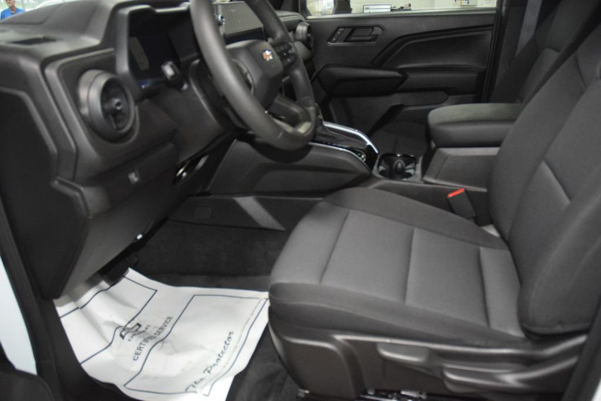 2026 Chevrolet Colorado WT — photo 24