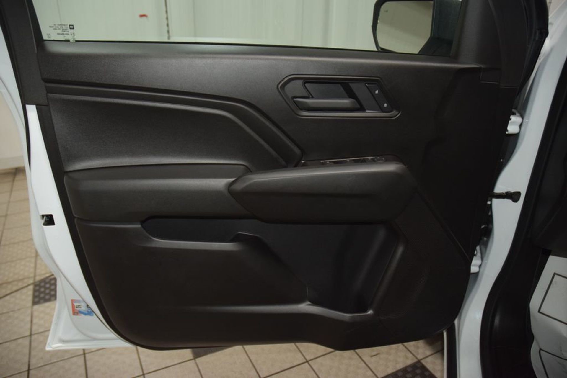 2026 Chevrolet Colorado WT — photo 29