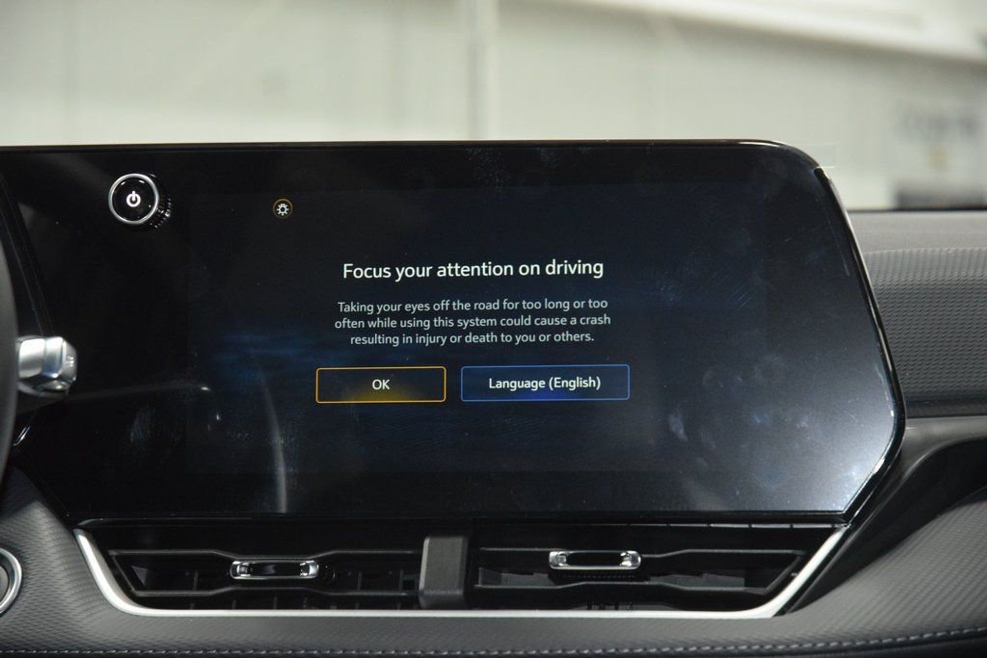 2026 Chevrolet Equinox LT — photo 17
