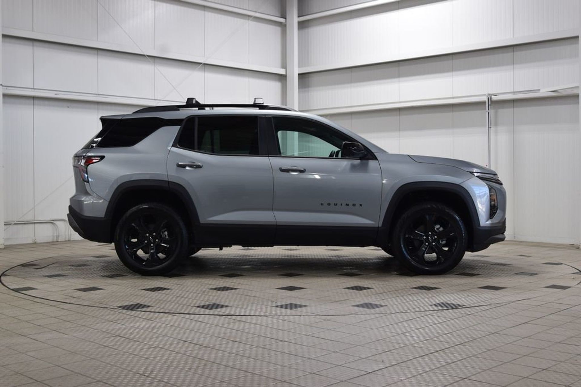 2026 Chevrolet Equinox LT — photo 3