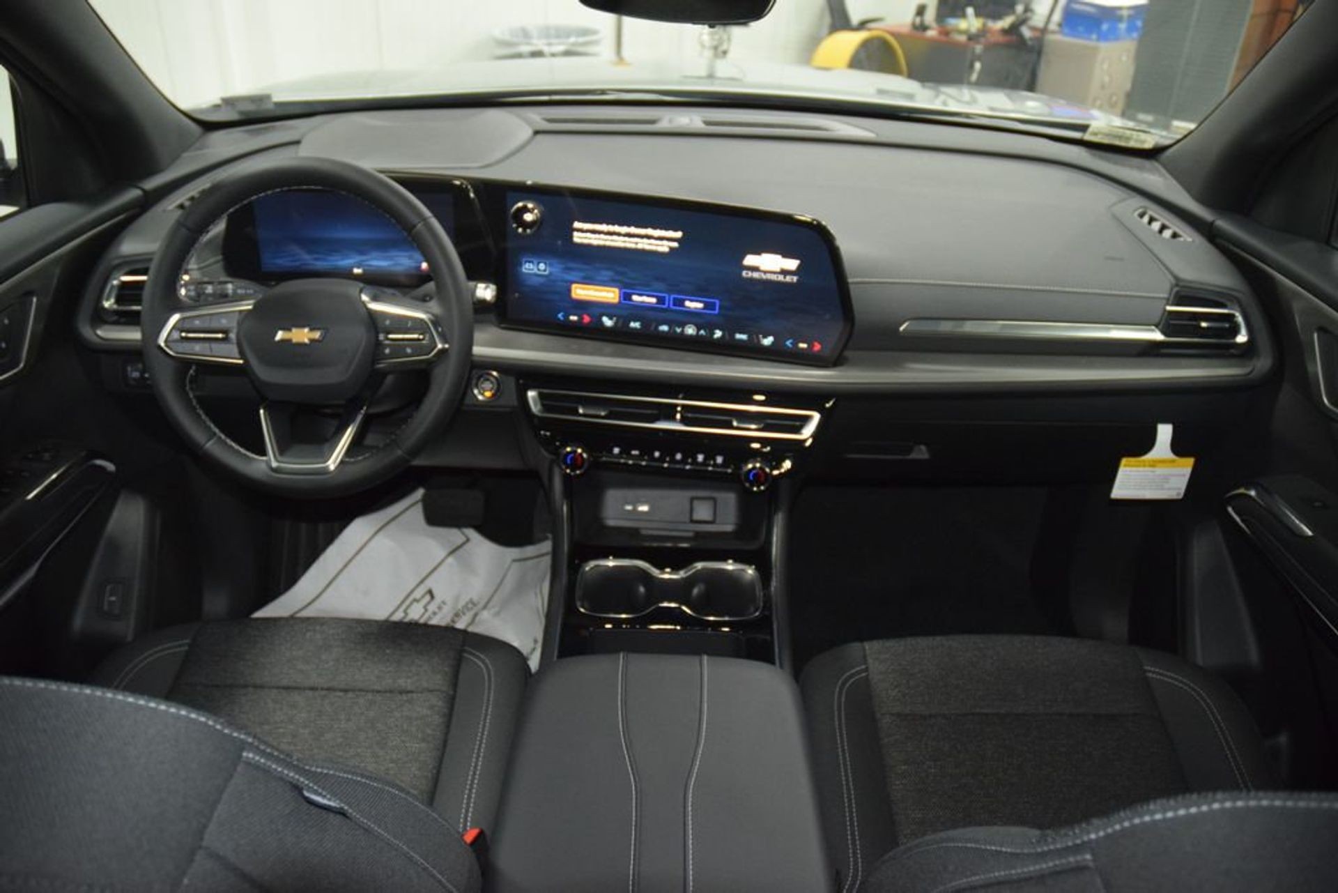 2026 Chevrolet Traverse LT — photo 17