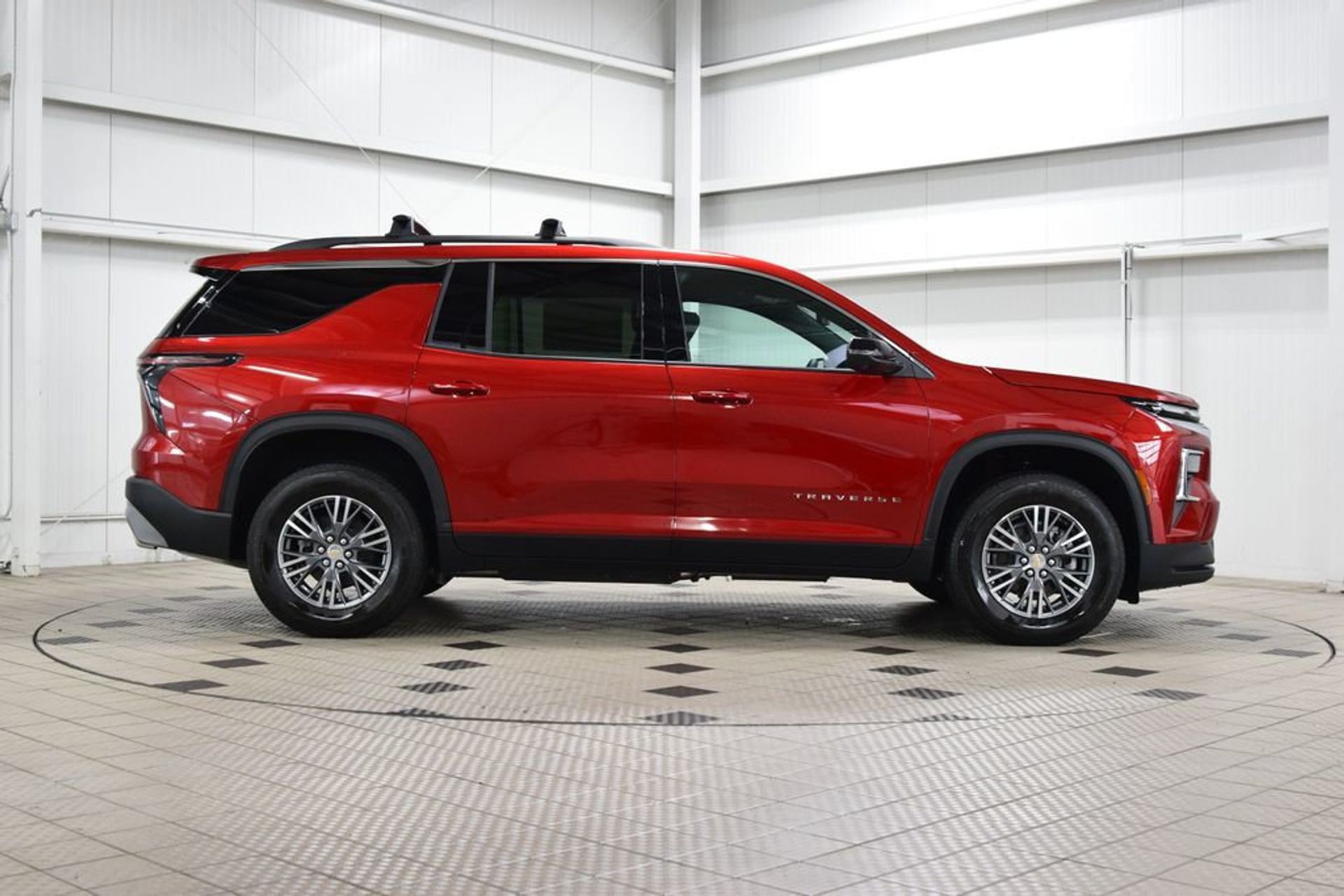 2026 Chevrolet Traverse LT — photo 3