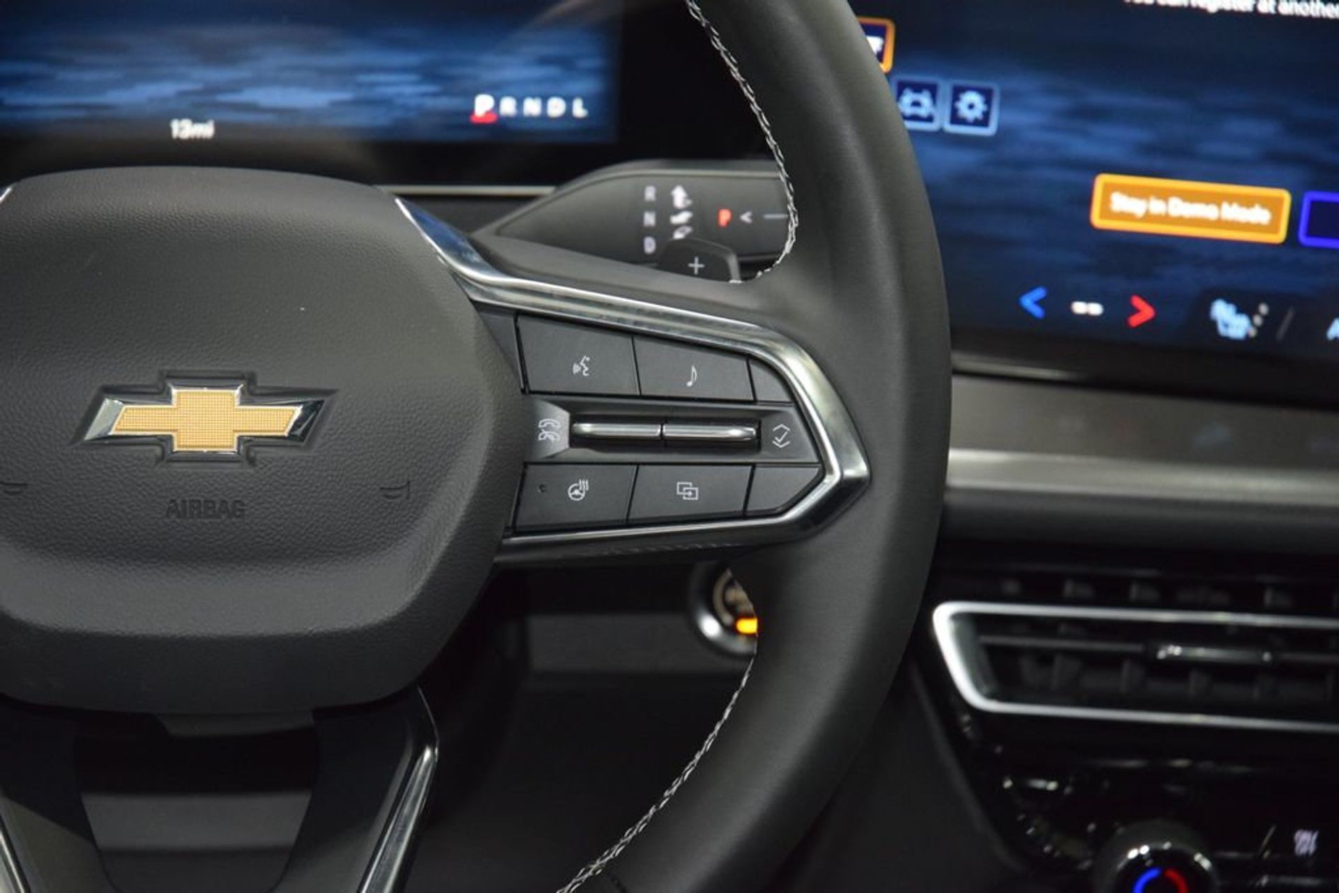 2026 Chevrolet Traverse LT — photo 23