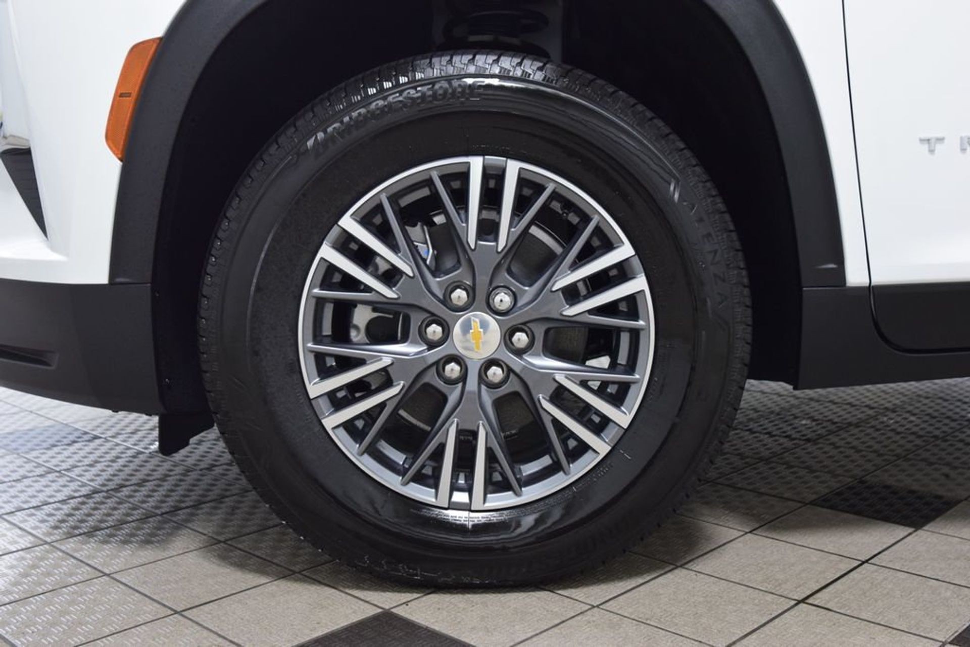 2026 Chevrolet Traverse LT — photo 15