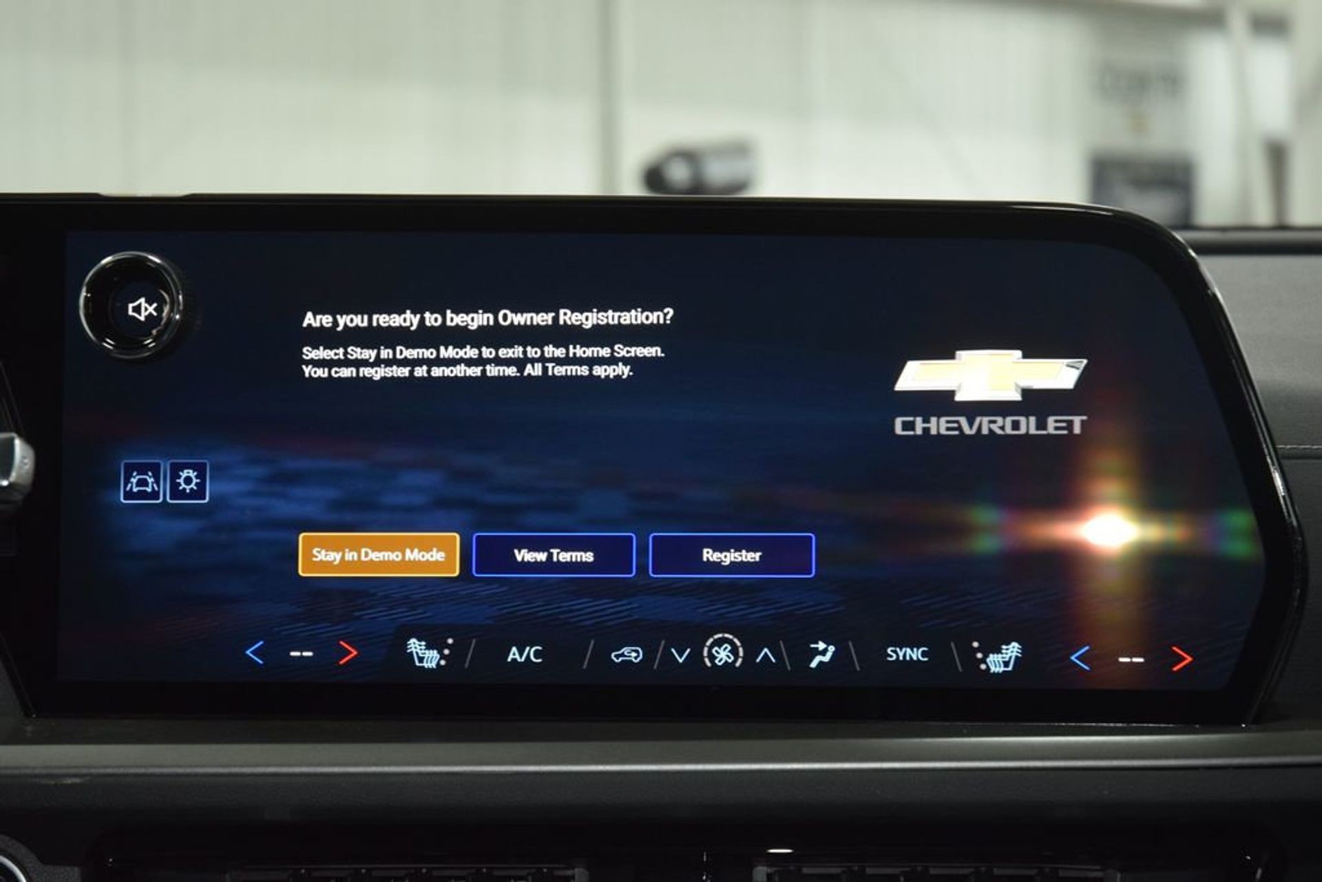 2026 Chevrolet Traverse LT — photo 18