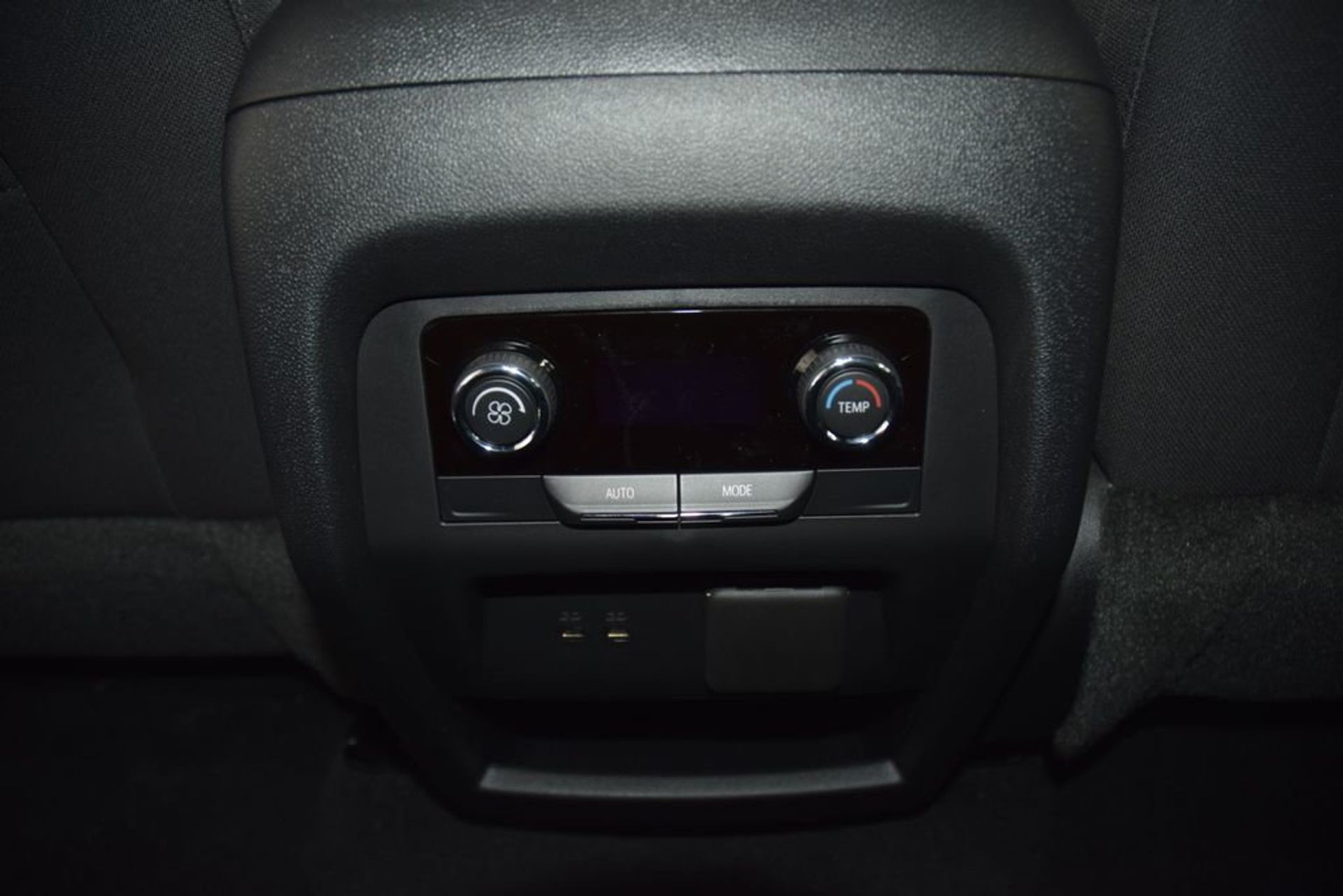 2026 Chevrolet Traverse LT — photo 30