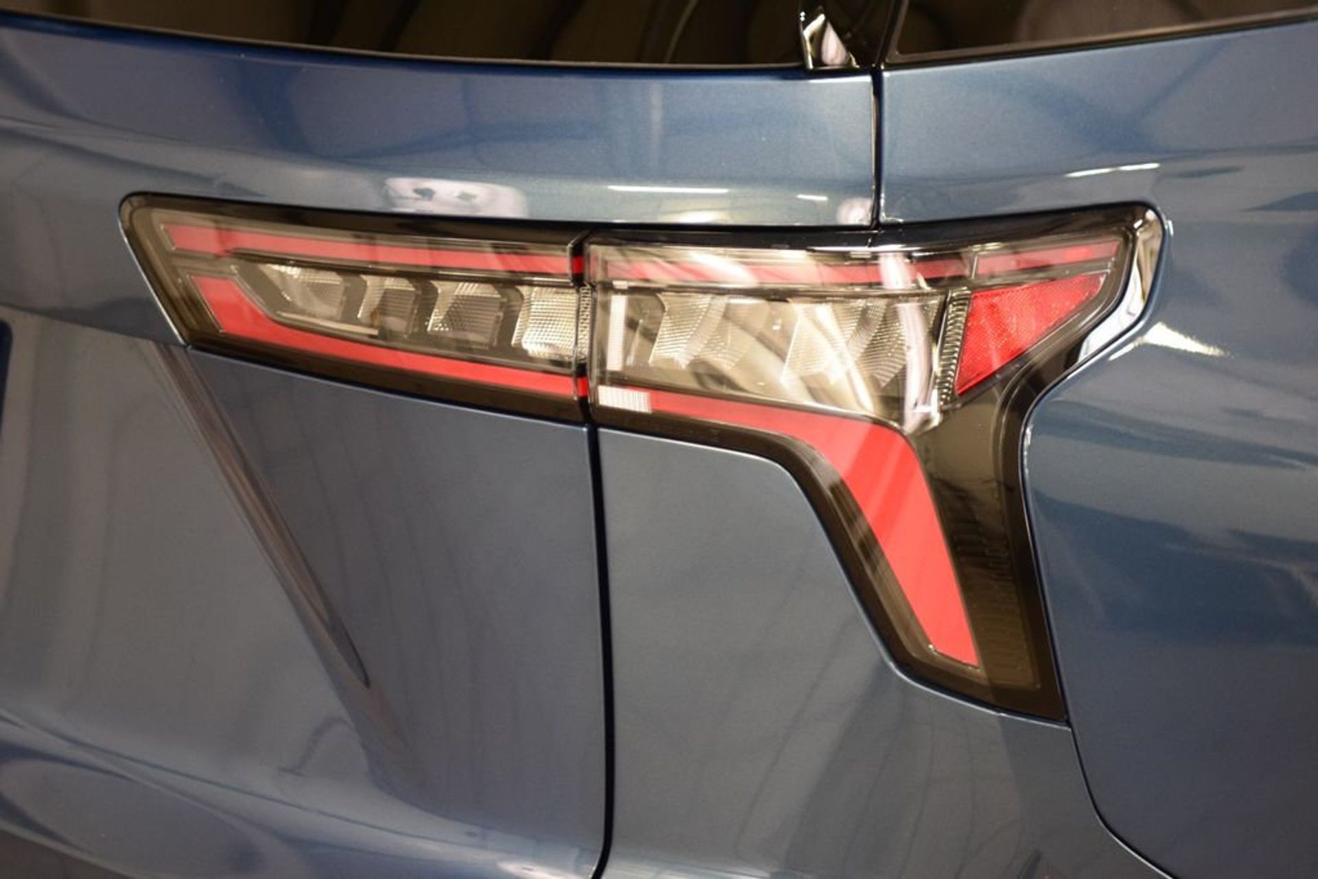 2027 Chevrolet Equinox LT — photo 10