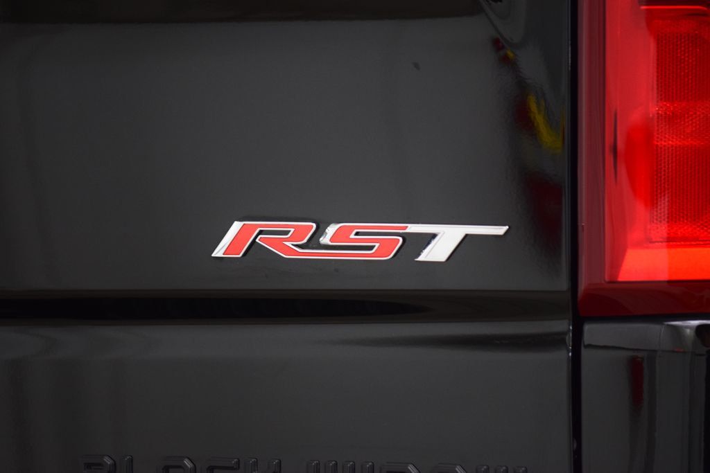 2024 Chevrolet Silverado 1500 — photo 16