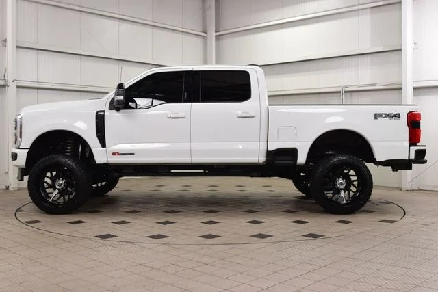 2024 Ford F-350 — photo 3
