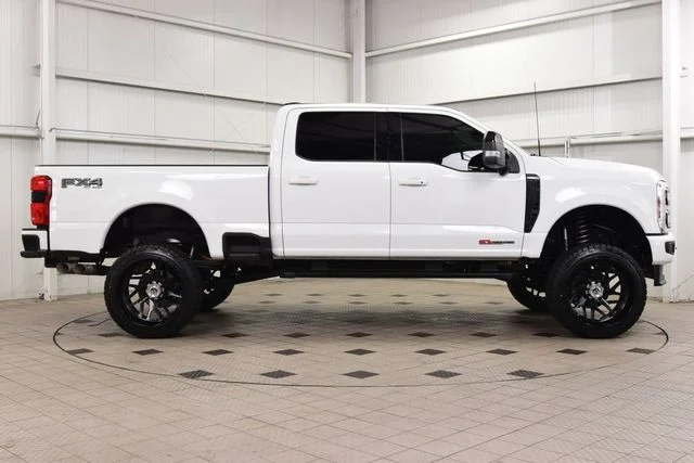 2024 Ford F-350 — photo 7