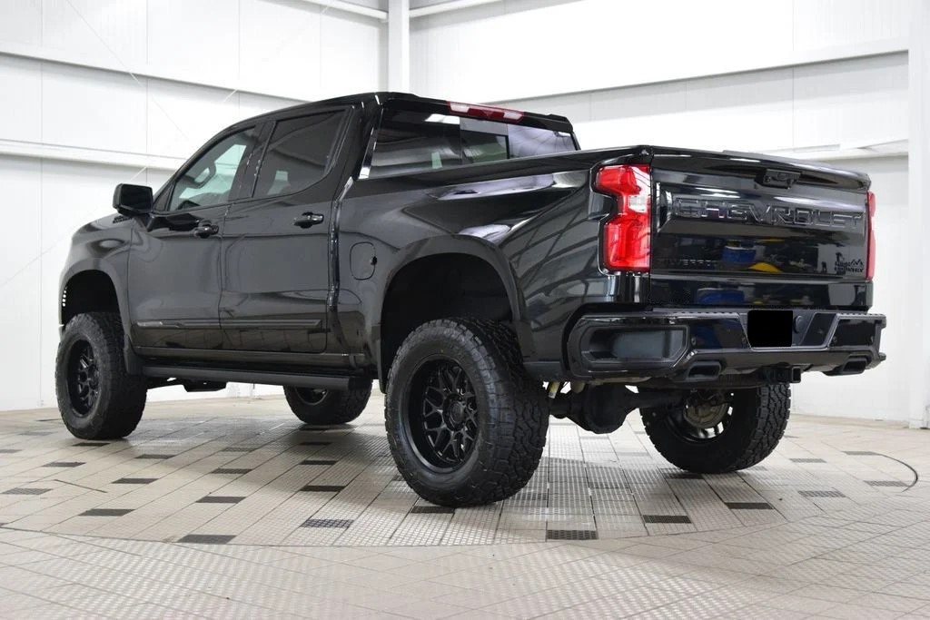 2025 Chevrolet Silverado 1500 — photo 4
