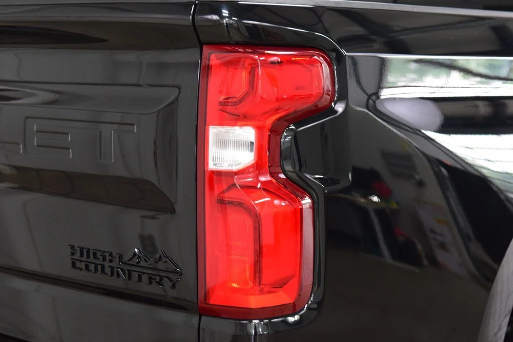 2025 Chevrolet Silverado 1500 — photo 16