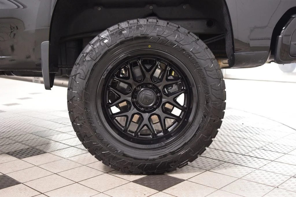 2025 Chevrolet Silverado 1500 — photo 21