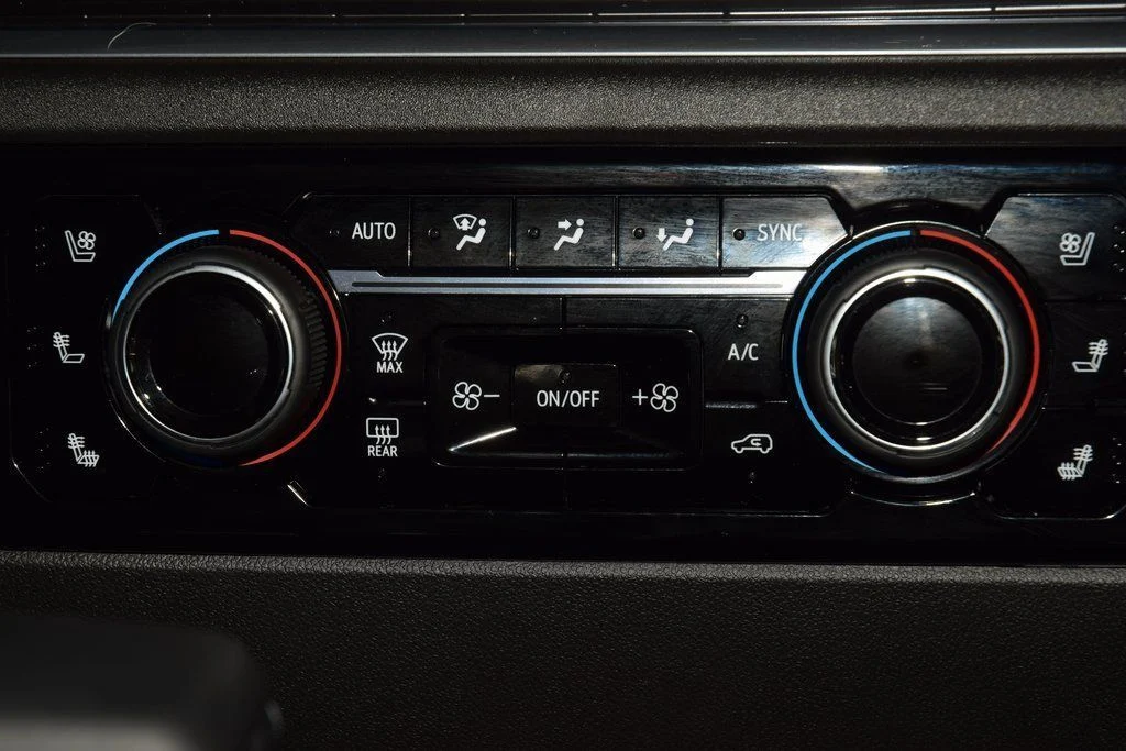 2025 Chevrolet Silverado 1500 — photo 28